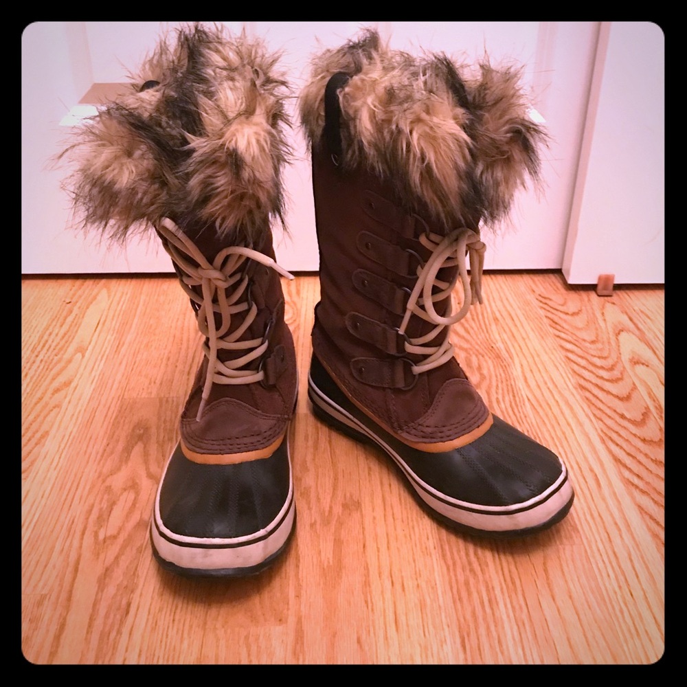 Joan of Arctic Sorel Boots